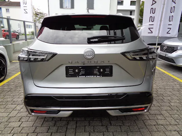NISSAN Qashqai 1.3 DIG-T Tekna+ 4x4