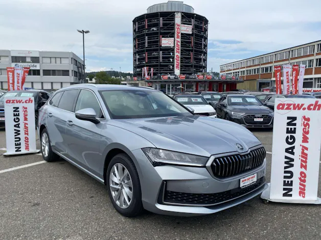 SKODA Superb Combi 1.5 TSi MHEV Selection DSG-Automat