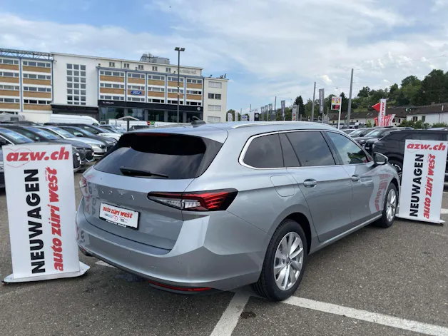 SKODA Superb Combi 1.5 TSi MHEV Selection DSG-Automat