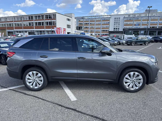 SKODA Kodiaq 2.0 TDi Selection 4x4 7-Plätzer DSG-Automat