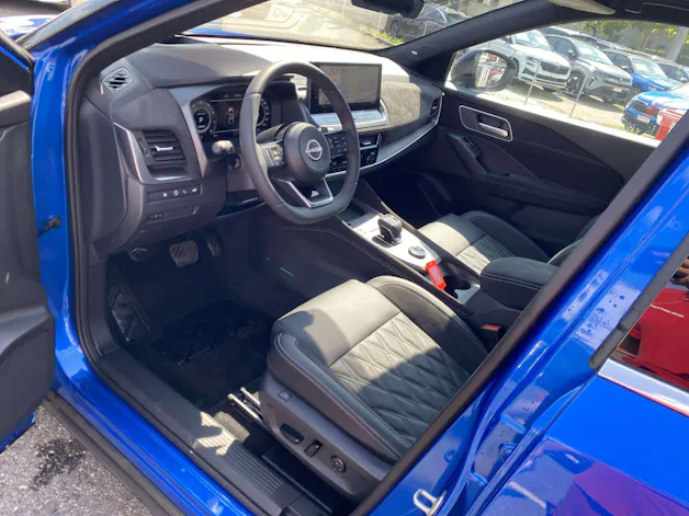 NISSAN Qashqai 1.3 DIG-T MHEV Tekna+ 4x4 Xtronic-Automat
