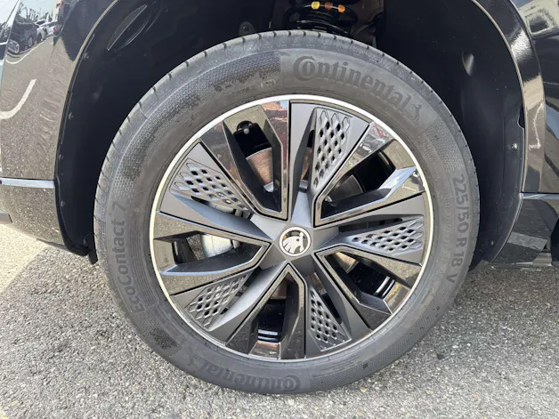 SKODA Karoq 2.0 TSi SportLine 4x4 DSG-Automat