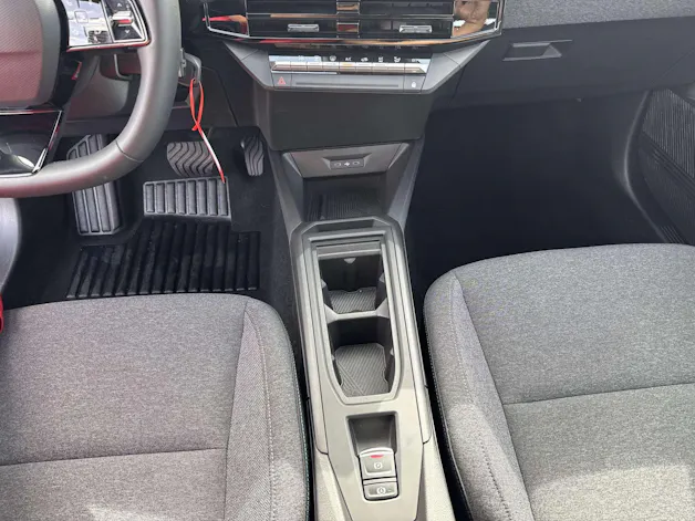 RENAULT Clio 1.2 TCe Evolution NEUES MODELL EDC-Automat