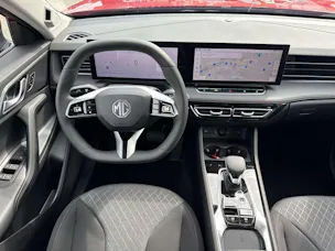 MG HS 1.5 T PHEV Comfort 272PS Automat