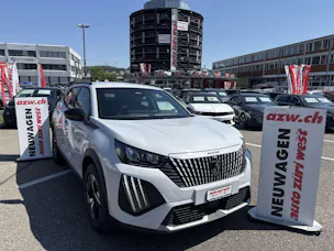 PEUGEOT 2008 1.2 145 MHEV Allure Automat