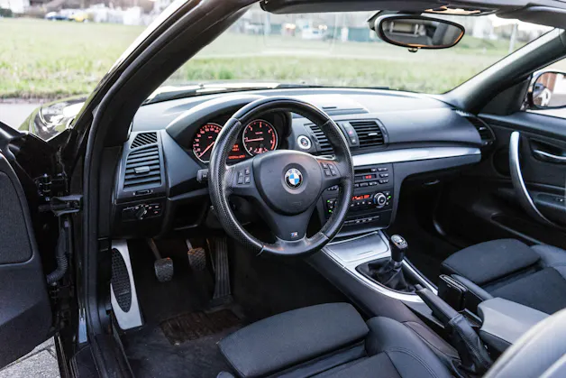BMW 120d Cabrio M-PACK 6 Gang 177PS
