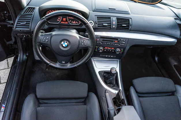 BMW 120d Cabrio M-PACK 6 Gang 177PS