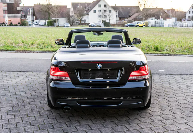 BMW 120d Cabrio M-PACK 6 Gang 177PS