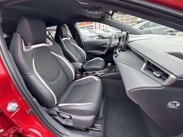 Toyota Corolla Touring Sports 2.0 HSD GR Sport e-CVT Automat