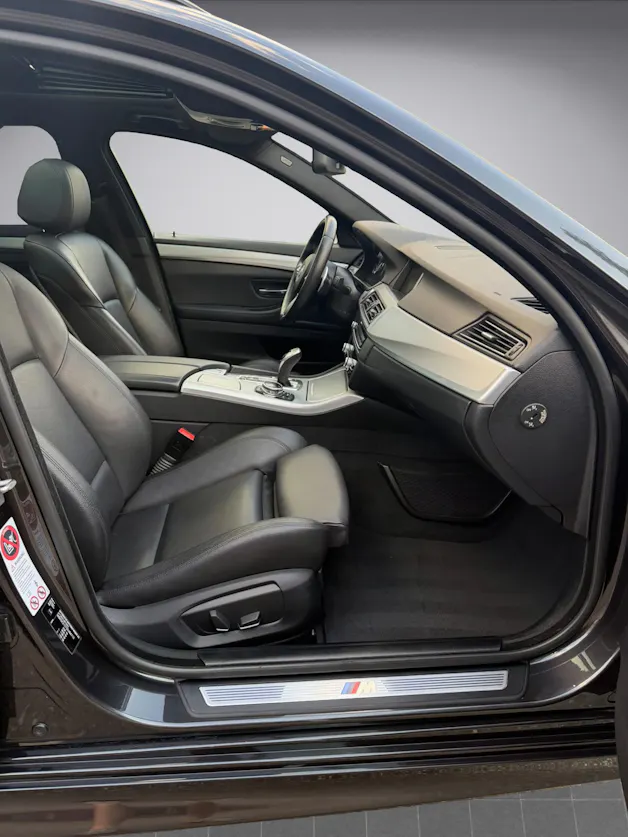 BMW 530d Touring xDrive Steptronic * M Sport Paket * Facelift*