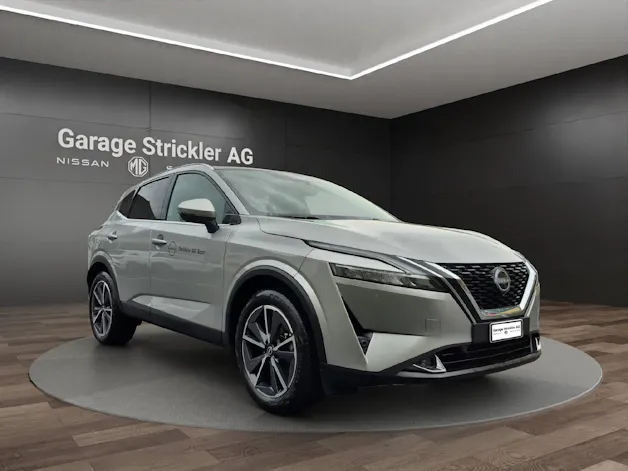 NISSAN Qashqai 1.3 DIG-T Tekna