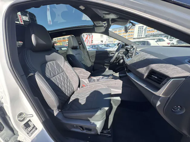 NISSAN Qashqai 1.3 DIG-T MHEV Tekna+ 4x4 Xtronic-Automat