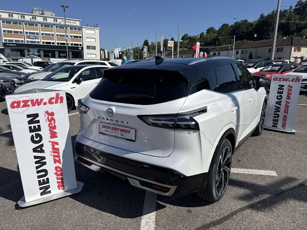 NISSAN Qashqai 1.3 DIG-T MHEV Tekna+ 4x4 Xtronic-Automat