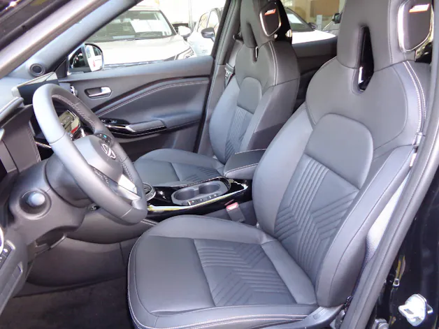 NISSAN Juke 1.6 Hybrid Tekna