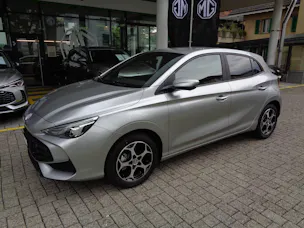 MG 3 1.5 Hybrid Luxury