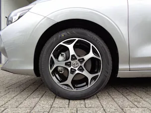 MG 3 1.5 Hybrid Luxury