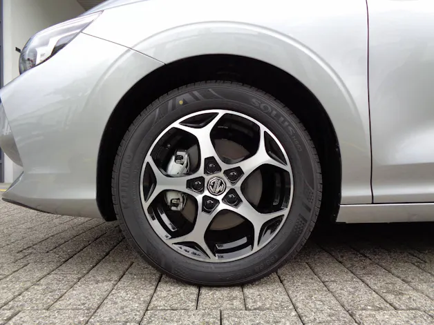 MG 3 1.5 Hybrid Luxury