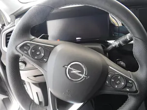 OPEL Grandland 1.6 Hybrid4 GSe Automatik
