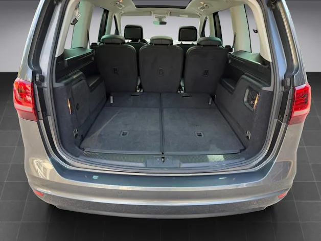 VW Sharan 2.0 TDI BMT Highline DSG * Facelift * 184PS * AHK * Panorama *