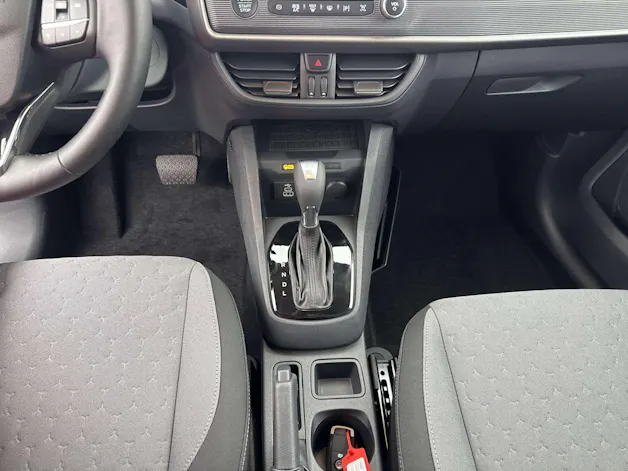 FORD Tourneo Courier 1.0 EcoBoost Titanium Automat