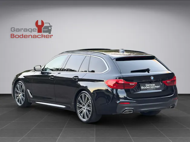 BMW 540i xDrive Touring Steptronic * M Sport Paket * Individual *