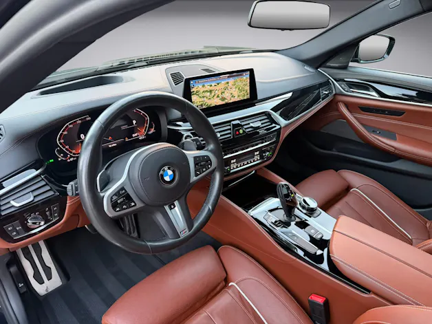 BMW 540i xDrive Touring Steptronic * M Sport Paket * Individual *