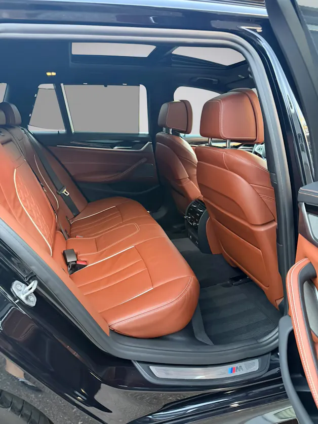 BMW 540i xDrive Touring Steptronic * M Sport Paket * Individual *