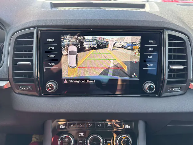 SKODA Karoq 1.5 TSi Selection DSG-Automat
