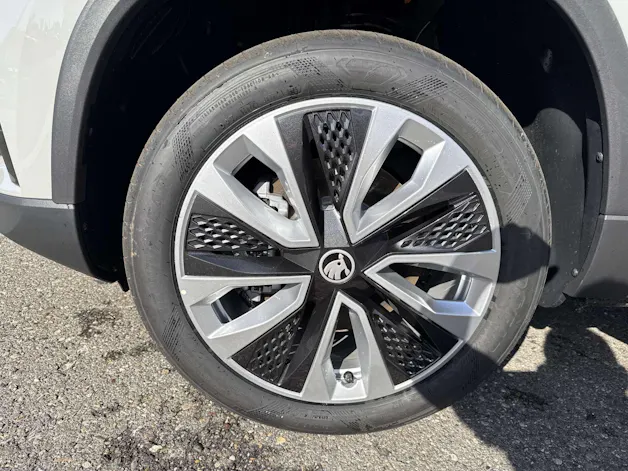 SKODA Karoq 1.5 TSi Selection DSG-Automat