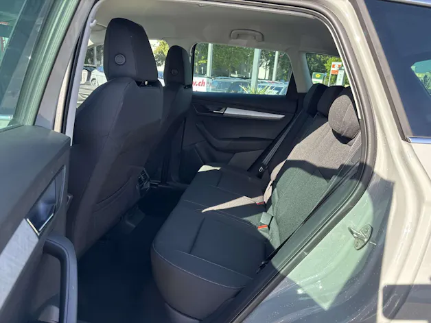 SKODA Karoq 1.5 TSi Selection DSG-Automat