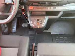 PEUGEOT Traveller 2.0 BlueHDi 9-Plätzer Business Long EAT-Automat