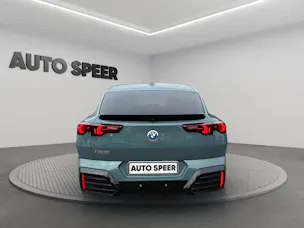 BMW iX2 xDrive30 M Sport | Elektro | Panorama | Driving Assist Pro | CH Schweizer Fahrzeug - Werksgarantie und Gratisservice