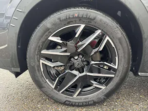 PEUGEOT 5008 145 Hybrid GT 7-Plätzer e-DCS-Automat