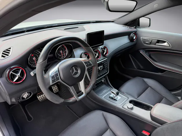 MERCEDES-BENZ GLA 45 AMG 4Matic 7G-DCT