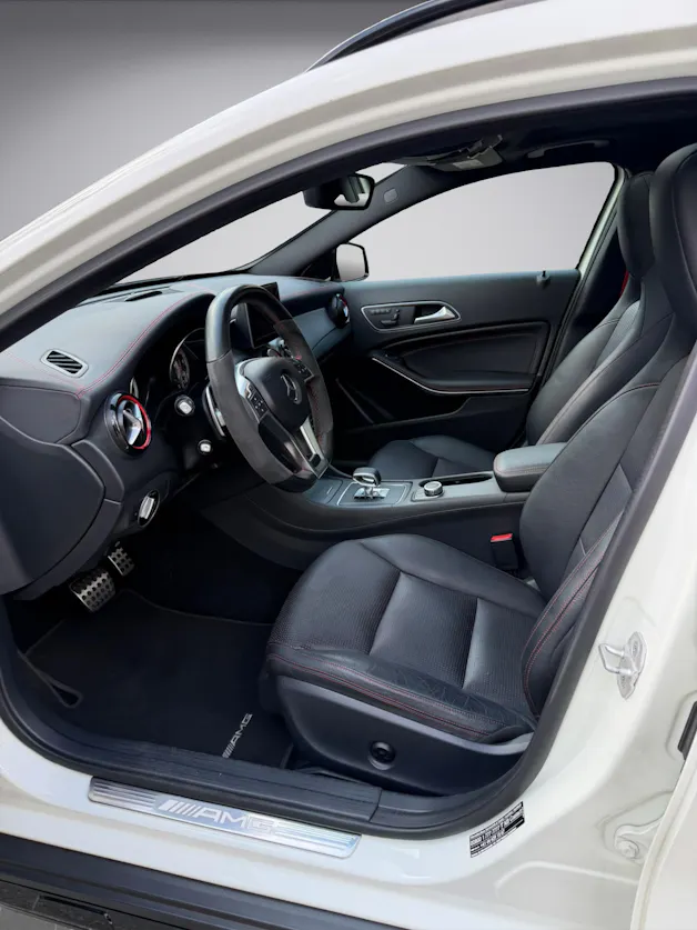 MERCEDES-BENZ GLA 45 AMG 4Matic 7G-DCT