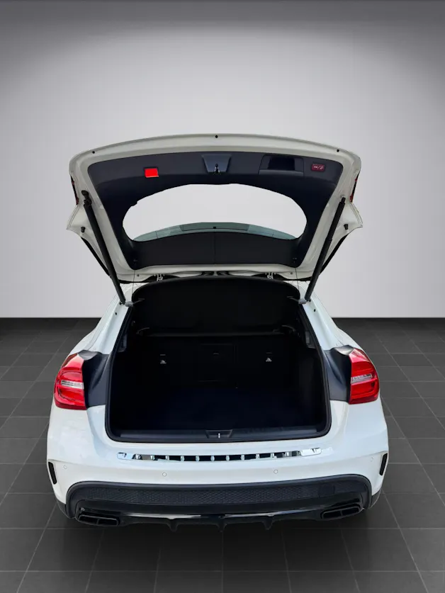 MERCEDES-BENZ GLA 45 AMG 4Matic 7G-DCT
