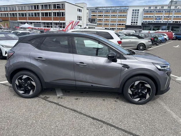 RENAULT Captur 1.8 E-Tech 160 Techno DHT-Automat
