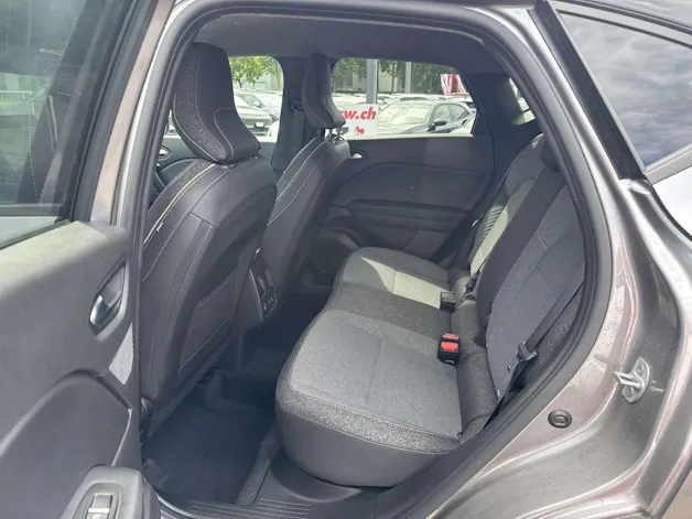RENAULT Captur 1.8 E-Tech 160 Techno DHT-Automat