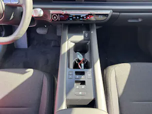 HYUNDAI Ioniq 6 77kWh Plus Line 325PS 4WD Automat