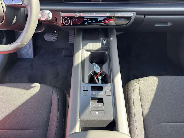 HYUNDAI Ioniq 6 77kWh Plus Line 325PS 4WD Automat