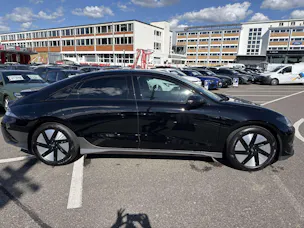 HYUNDAI Ioniq 6 77kWh Plus Line 325PS 4WD Automat