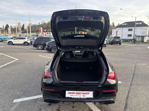 MERCEDES-BENZ CLA Shooting Brake 200 AMG Line Advanced Plus DCT-Automat