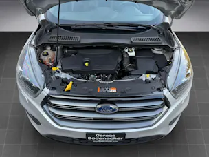 FORD Kuga 2.0 TDCi ST Line High 4WD PowerShift * 180PS * 4x4 * AHK *