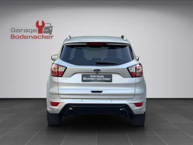 FORD Kuga 2.0 TDCi ST Line High 4WD PowerShift * 180PS * 4x4 * AHK *