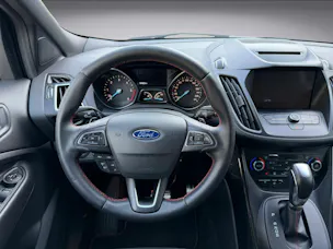 FORD Kuga 2.0 TDCi ST Line High 4WD PowerShift * 180PS * 4x4 * AHK *