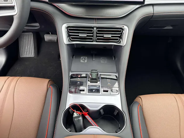 BYD Seal U DM-i PHEV Design AWD 324PS Automat