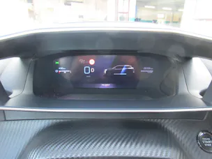 PEUGEOT 2008 1.2 145 MHEV GT