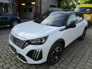 PEUGEOT 2008 1.2 145 MHEV GT