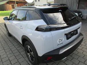 PEUGEOT 2008 1.2 145 MHEV GT