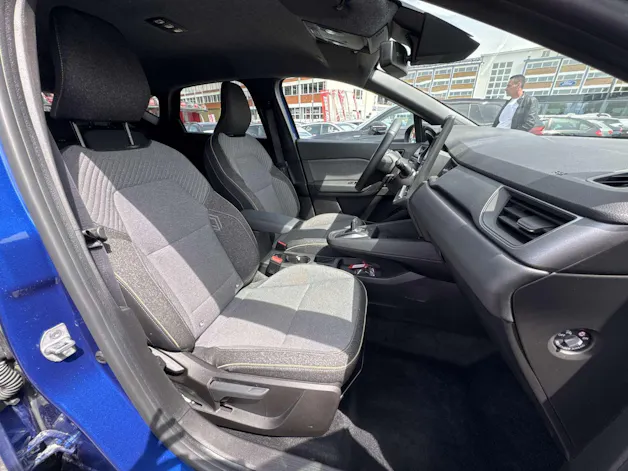 RENAULT Captur 1.8 E-Tech 160 Techno DHT-Automat